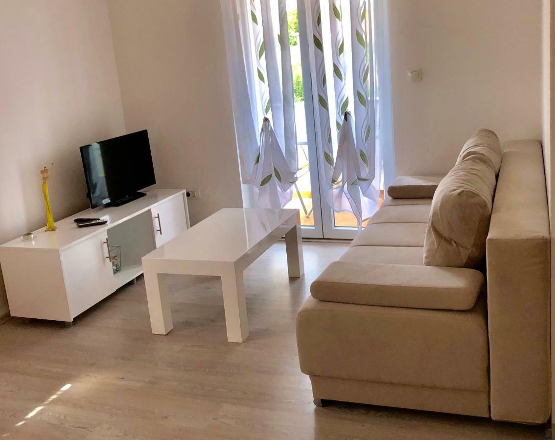 Apartma Brno Pula
